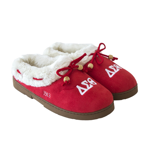 Delta Sigma Theta - Cozy Slippers /Size (Size  XL, L, M, & S)